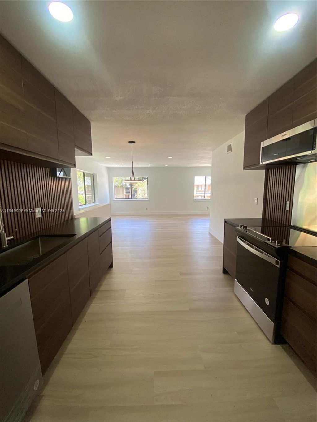 Photo of 241 Wimbledon Lake Dr #241, Plantation, FL 33324 (MLS # A11849938)