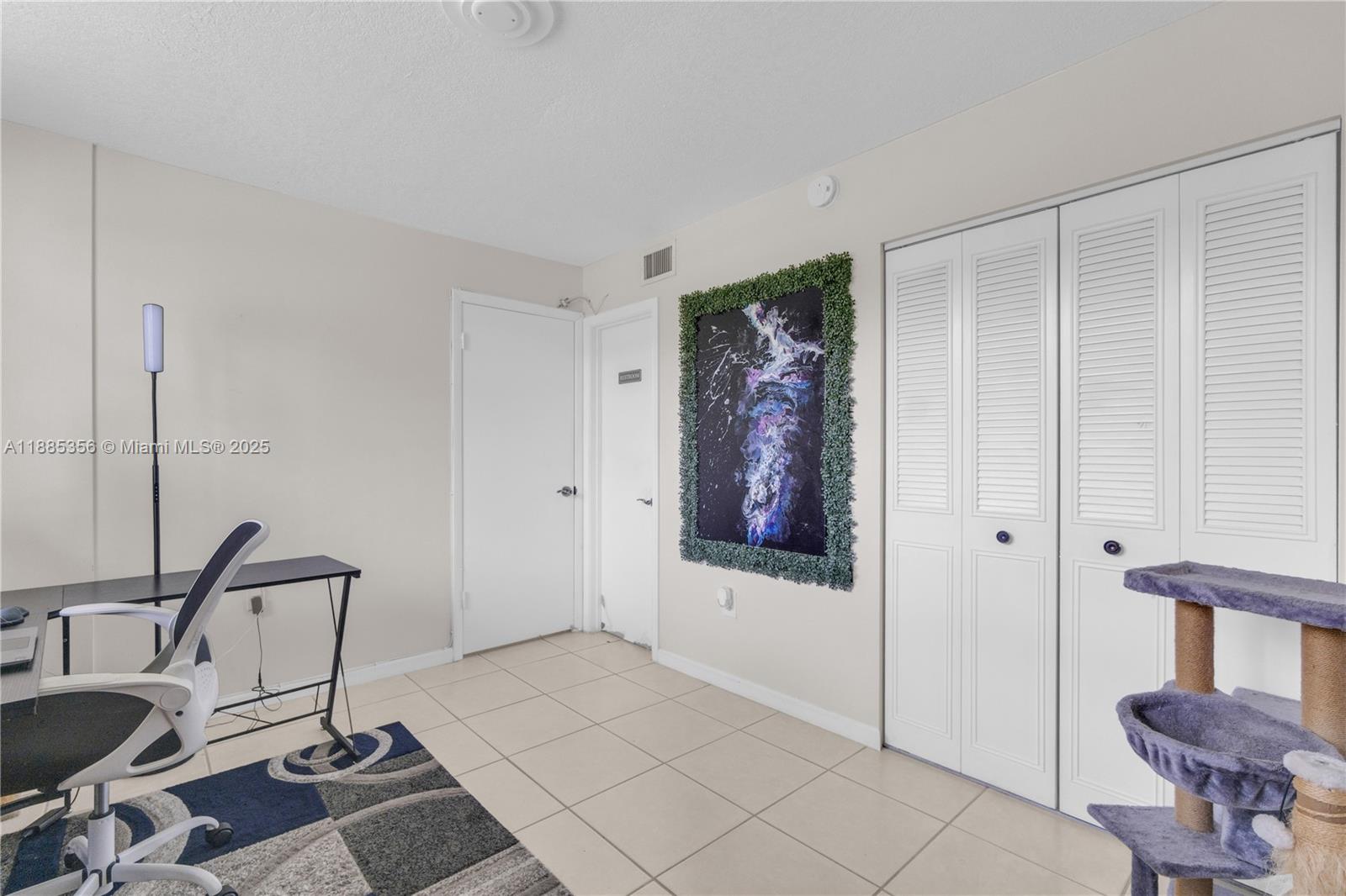 POINCIANA 1 OF PINE ISLAN - Residential Lease