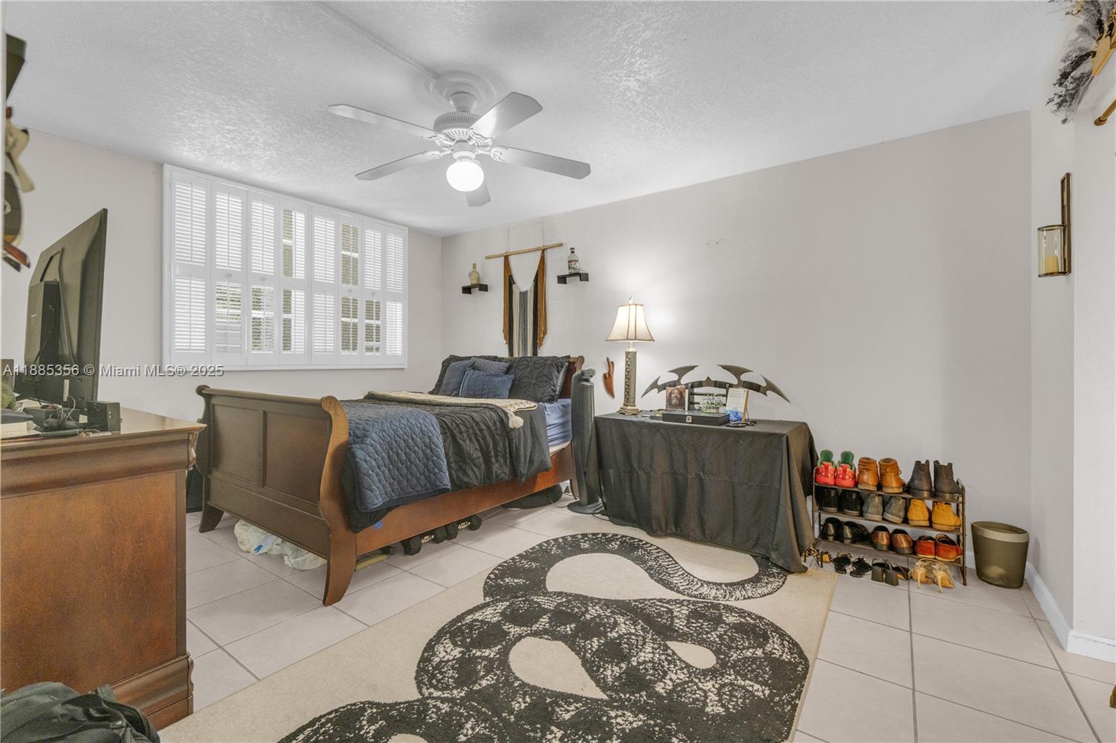 POINCIANA 1 OF PINE ISLAN - Residential Lease