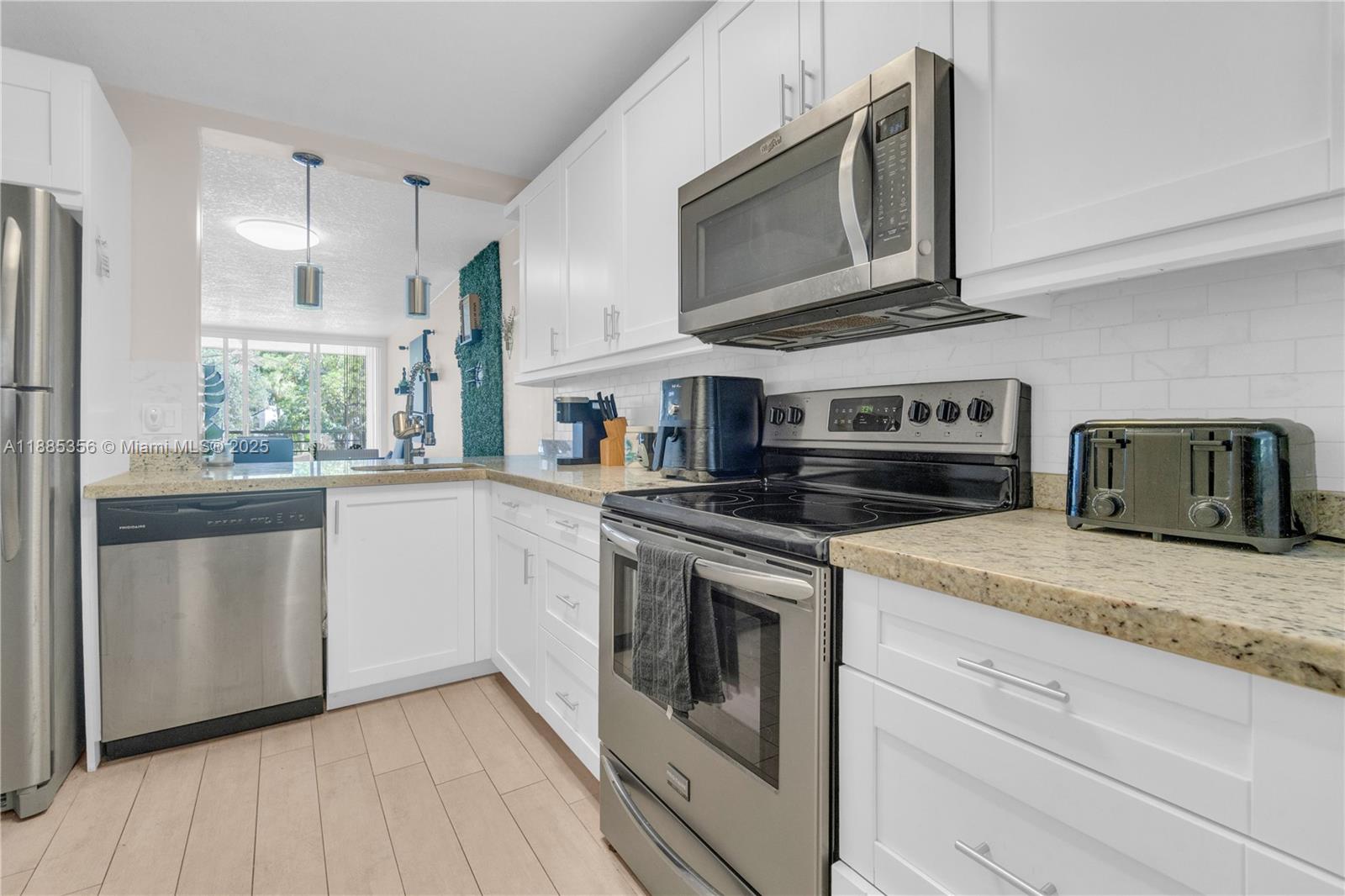 POINCIANA 1 OF PINE ISLAN - Residential Lease