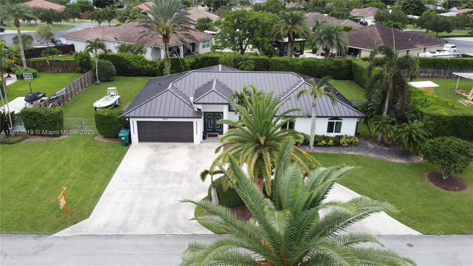 AVOCADO JUNCTION - Residential