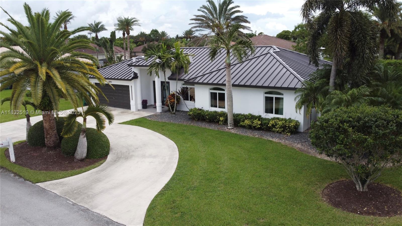 AVOCADO JUNCTION - Residential