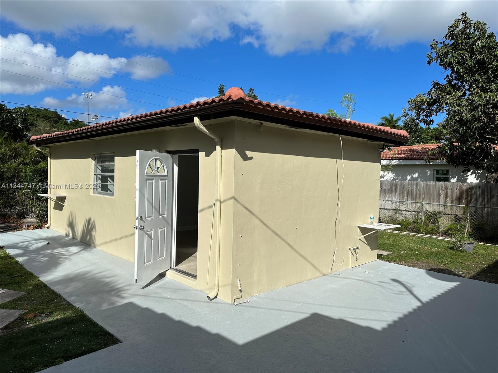 Miami Shores, Florida 33168, United States, 3 Bedrooms Bedrooms, ,1 BathroomBathrooms,Residential,Active,73646