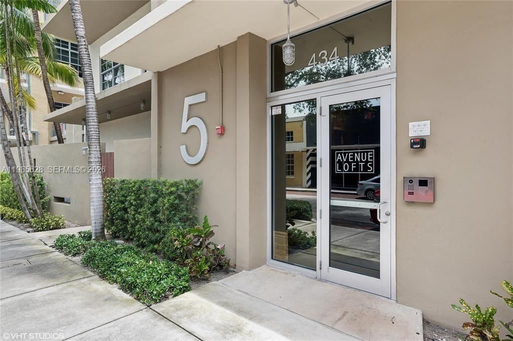 Photo of 434 NW 1st Ave #302, Fort Lauderdale, FL 33301 (MLS # A11985628)