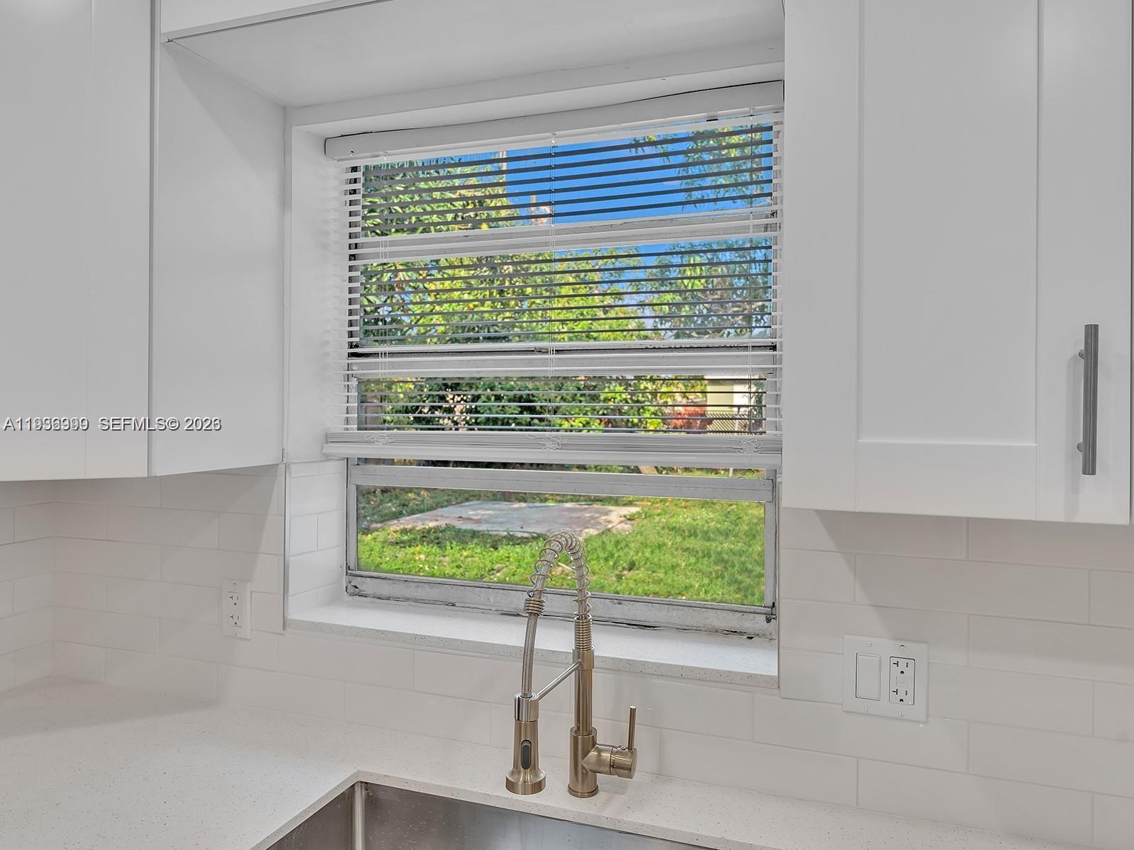 LAUDERDALE MANORS ADD-REV - Residential