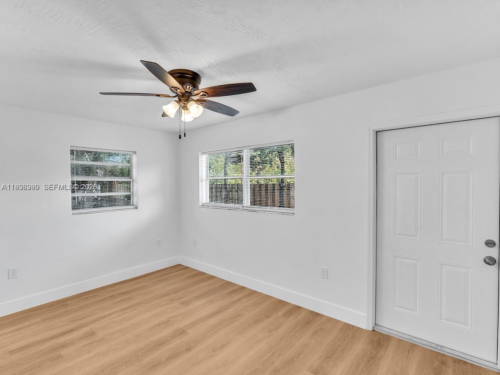 LAUDERDALE MANORS ADD-REV - Residential