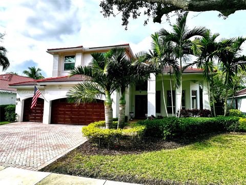 2763 Oakbrook Dr Weston FL 33332