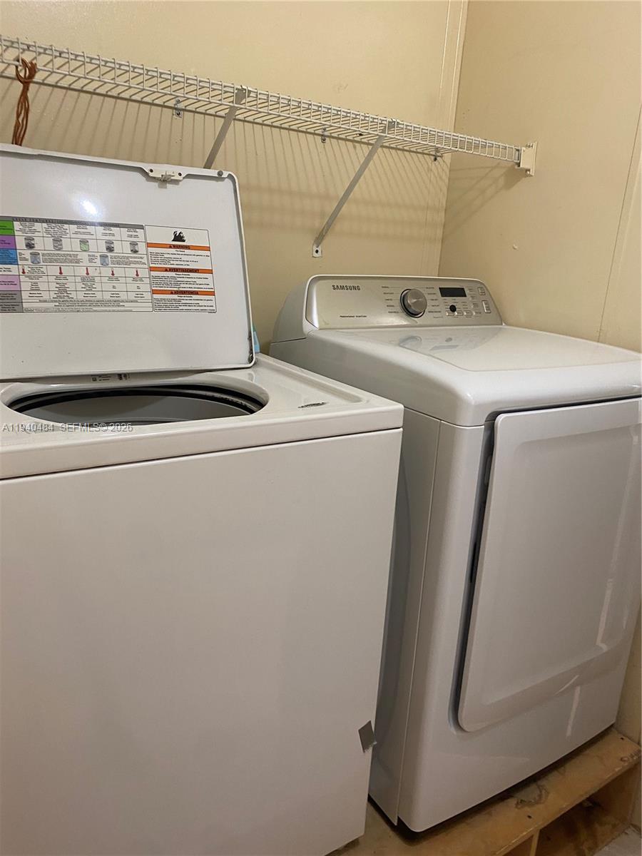 6800 NW 39th Ave #190, Coconut Creek, FL, 33073/$155,000 2 6800 NW 39th Ave #190