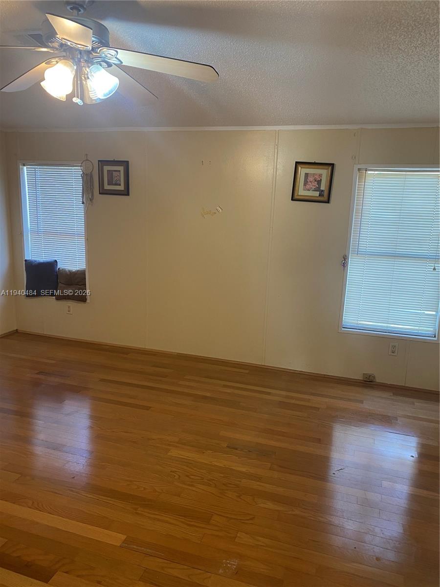 Country Lakes - Residential