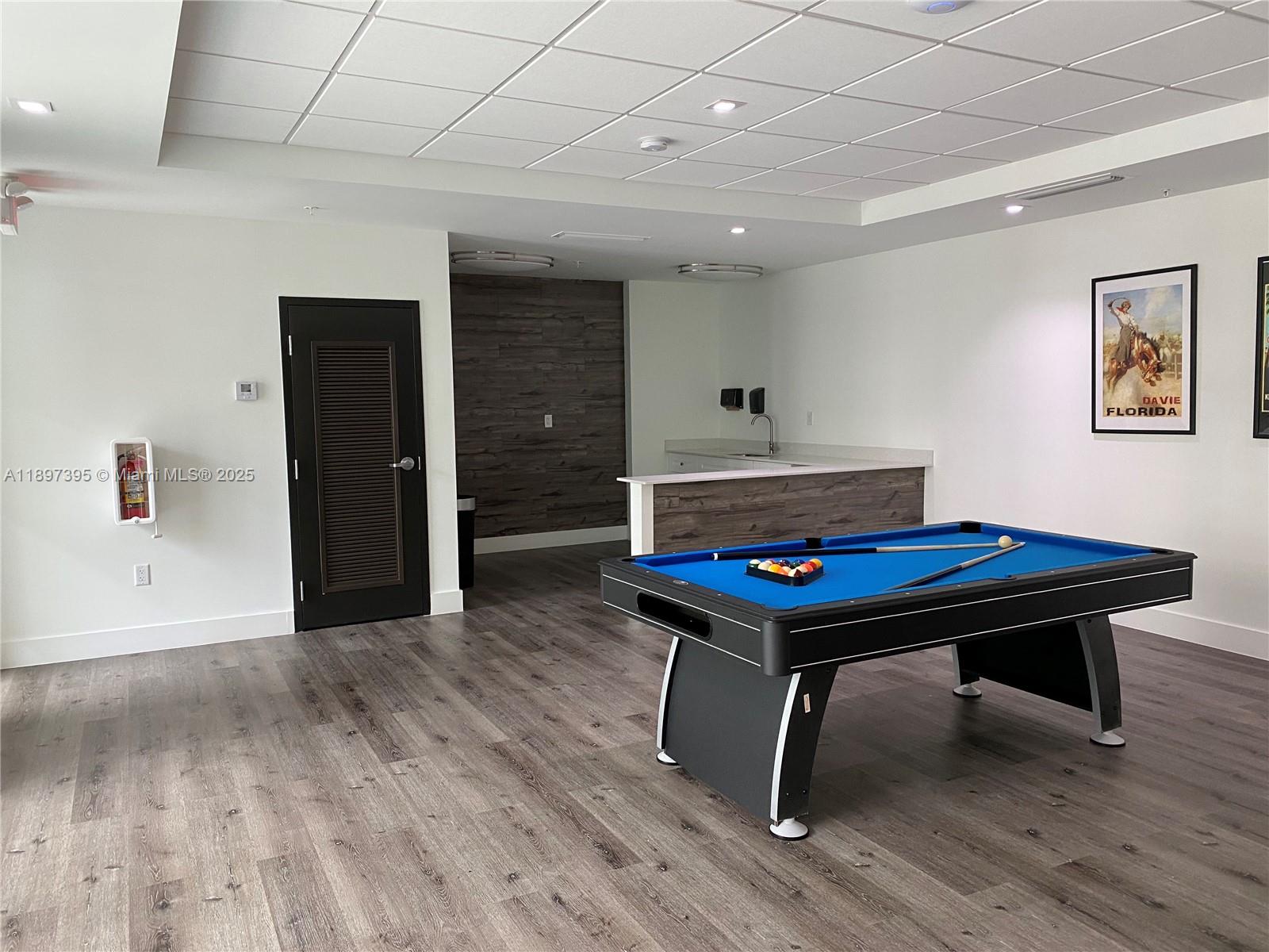 MAIN STREET LOFTS CONDO - Residential