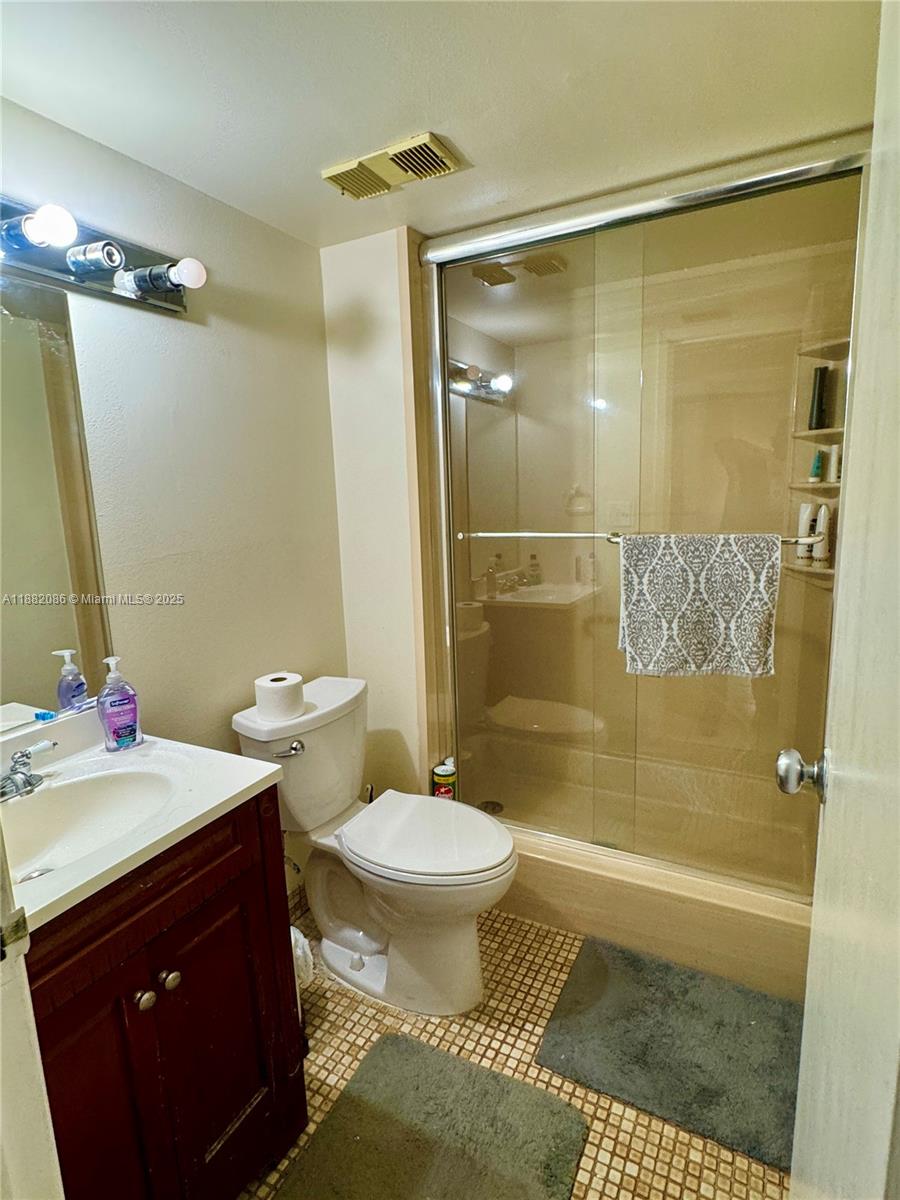 THE RIVIERA CONDO - Residential