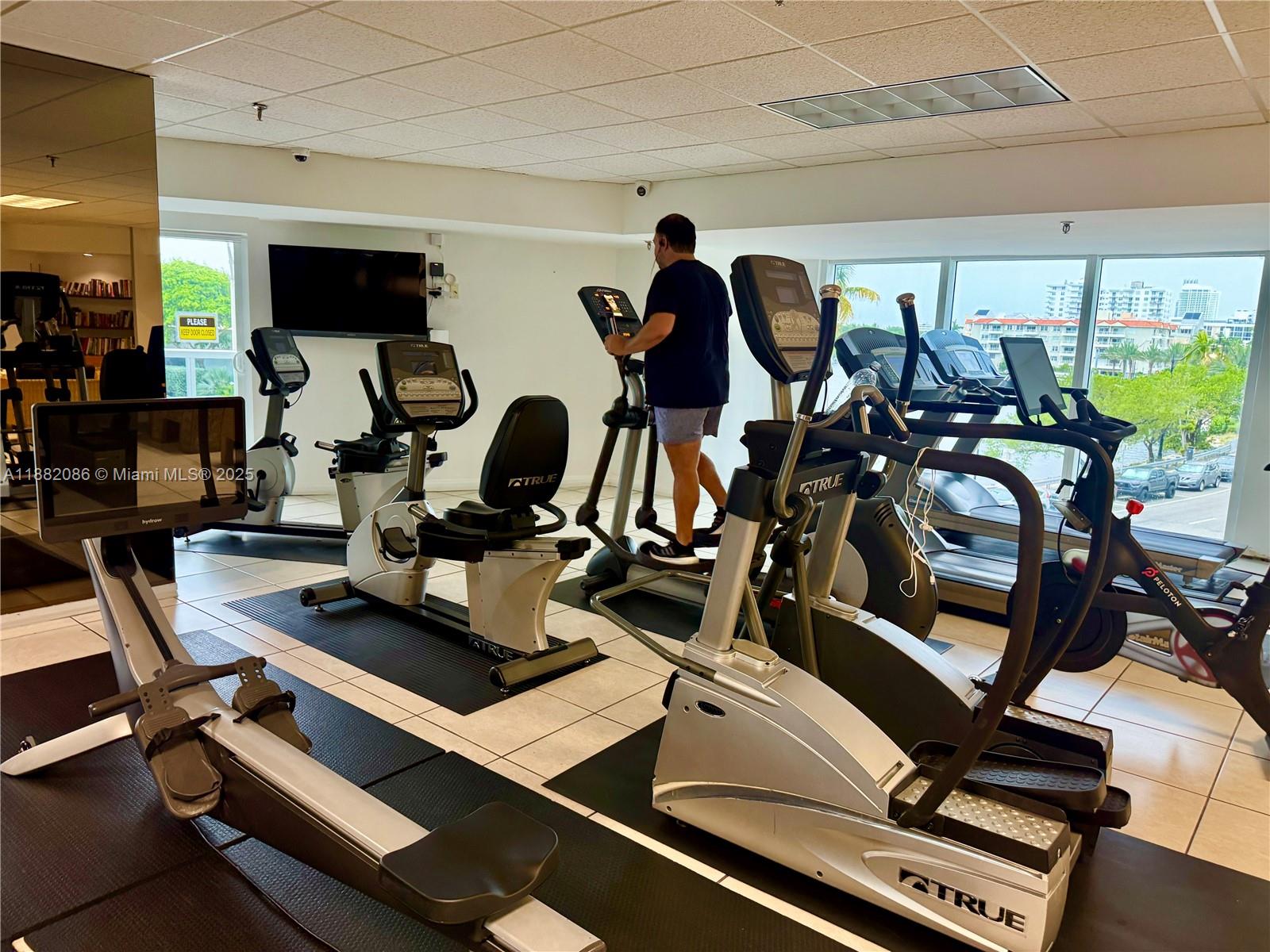 THE RIVIERA CONDO - Residential