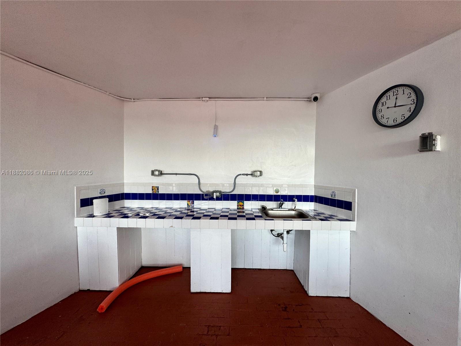 THE RIVIERA CONDO - Residential