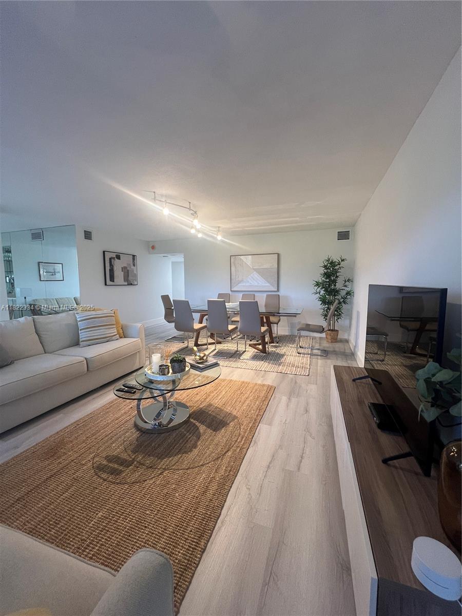 SEA RANCH CLUB CONDO - Residential