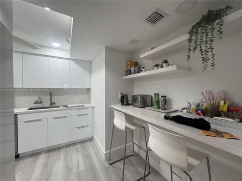4900 N Ocean Blvd 212 Lauderdale By The Sea FL 33308