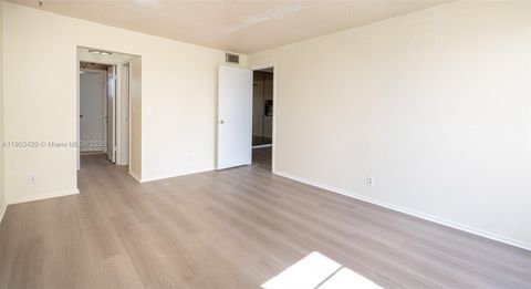 1891 SW 81st Ave 310 North Lauderdale FL 33068