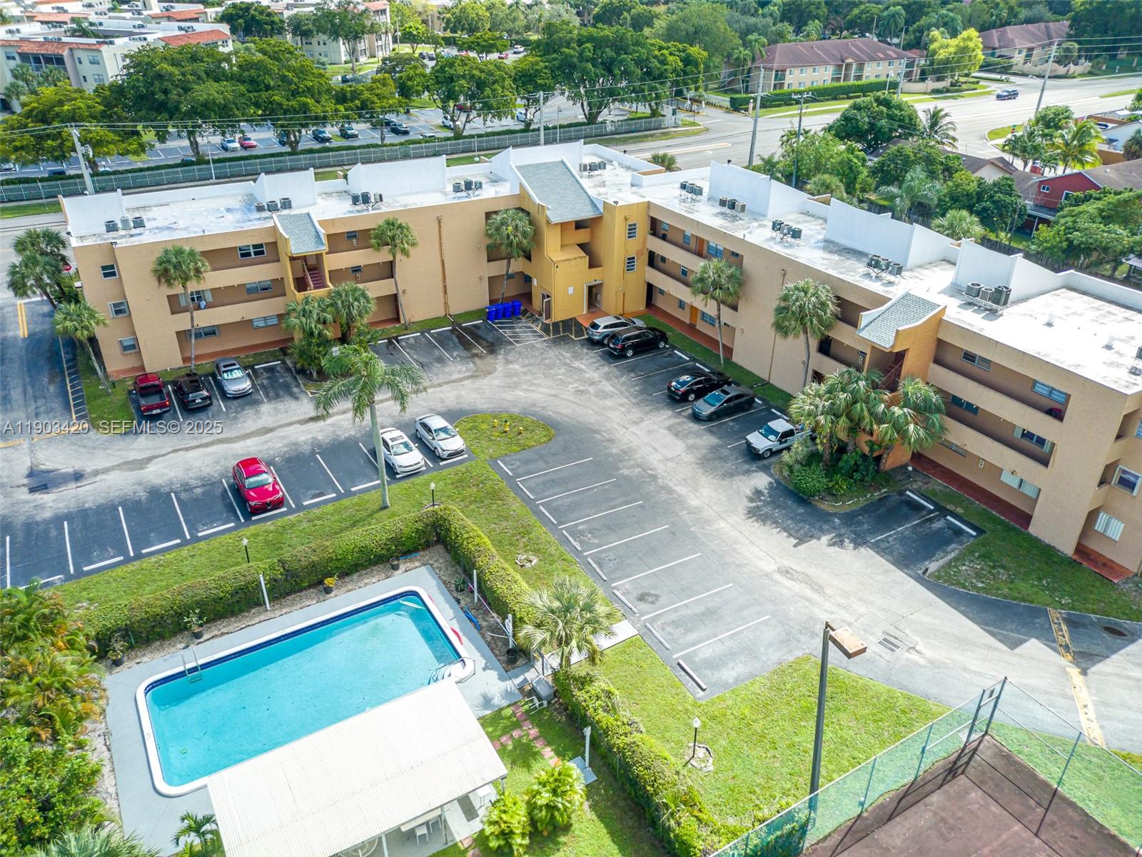 GARDENS OF BURNHAM WOODS - Residential