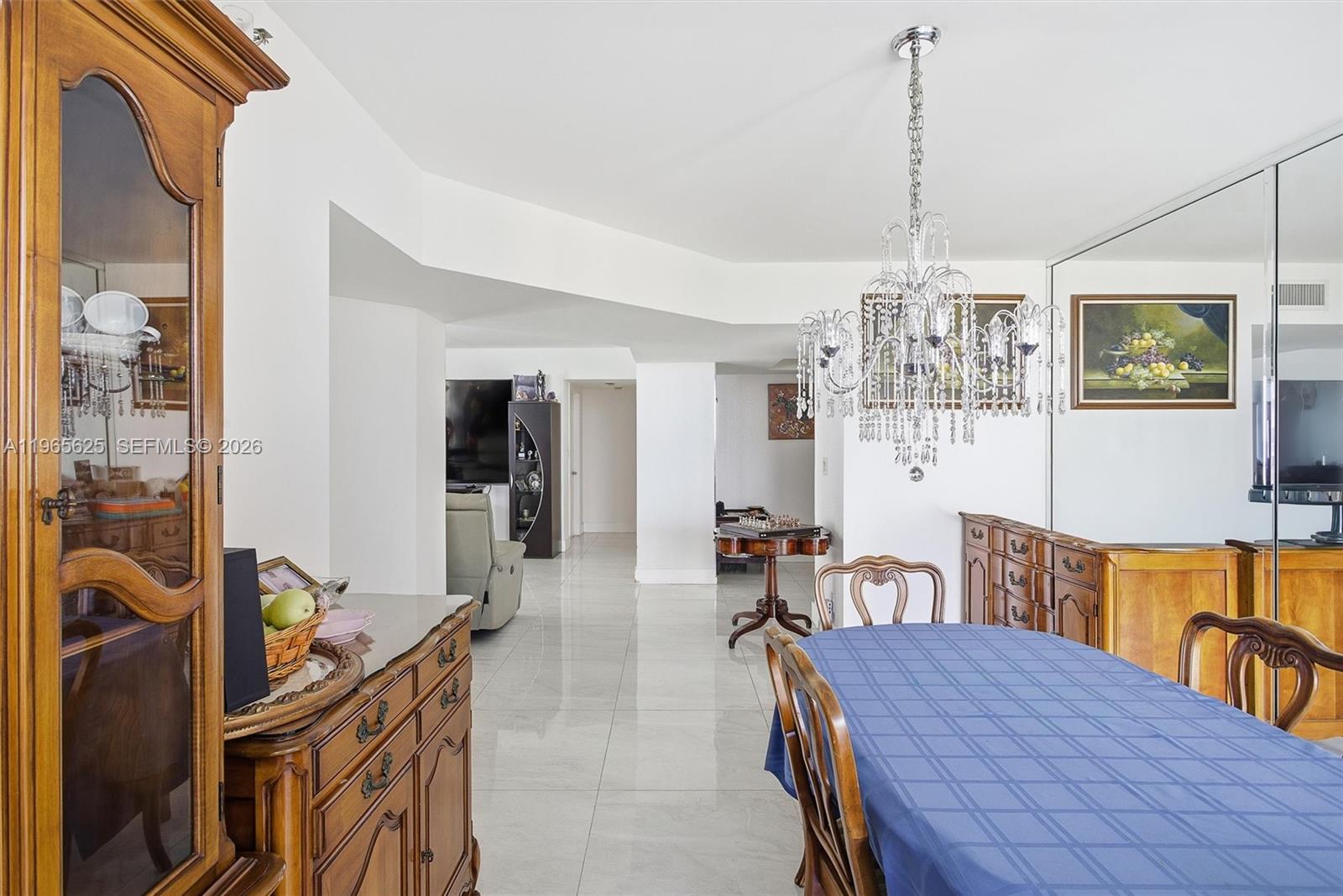 OCEANIA I CONDO - Residential