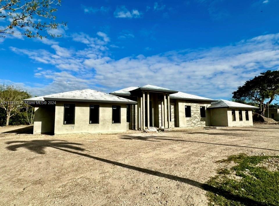 HEVIA HOMES - Residential