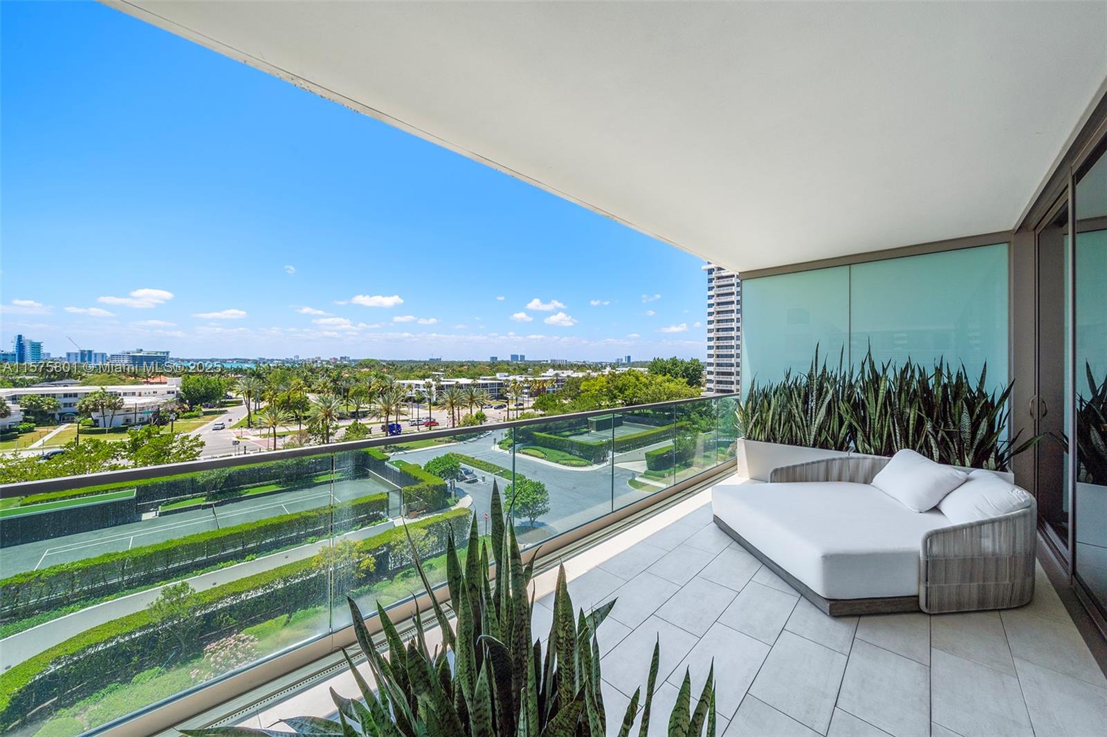 OCEANA BAL HARBOUR CONDO - Residential