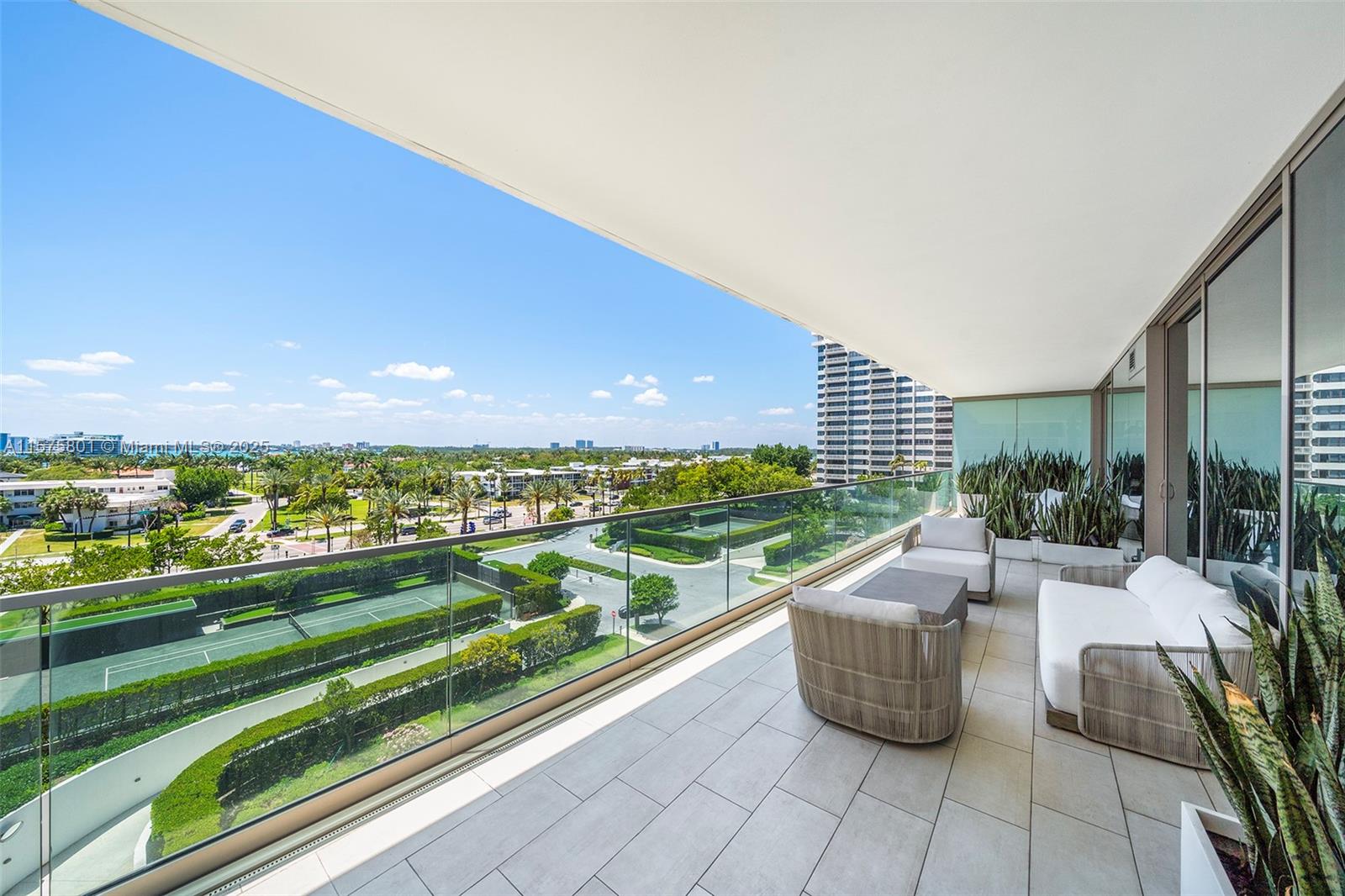 OCEANA BAL HARBOUR CONDO - Residential