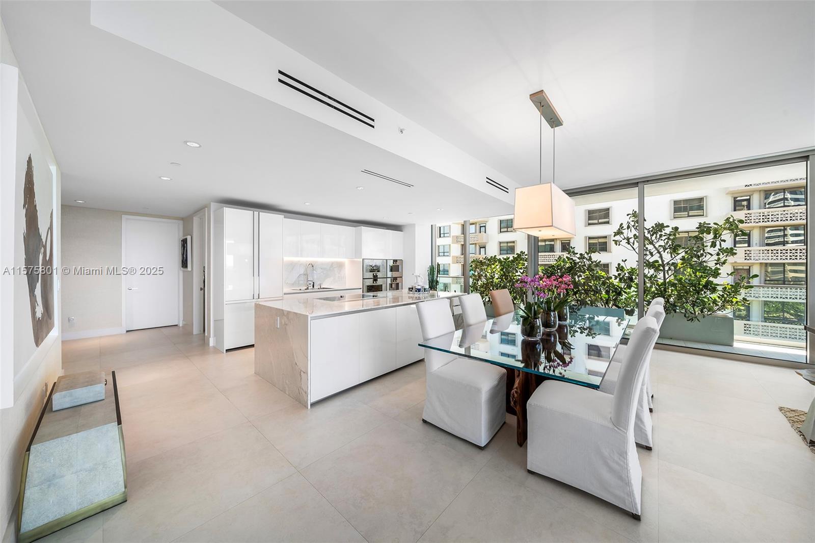OCEANA BAL HARBOUR CONDO - Residential