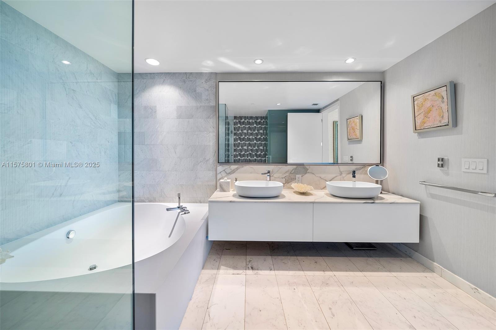 OCEANA BAL HARBOUR CONDO - Residential