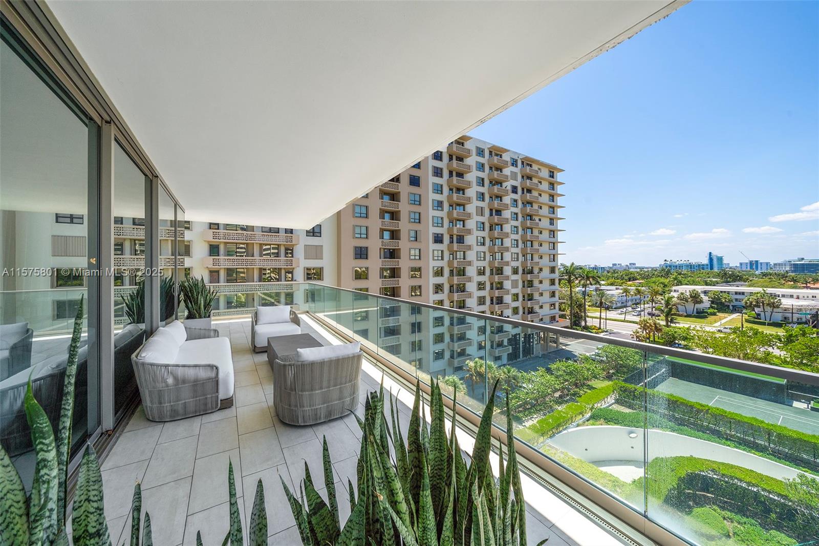 OCEANA BAL HARBOUR CONDO - Residential