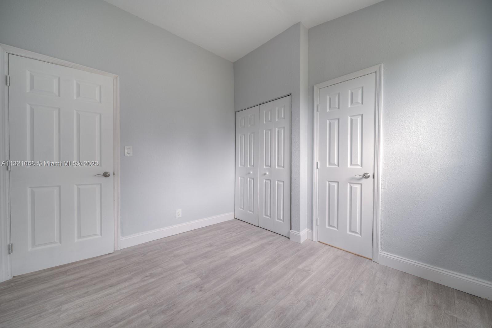 DIANE PARK SUB - Residential Lease