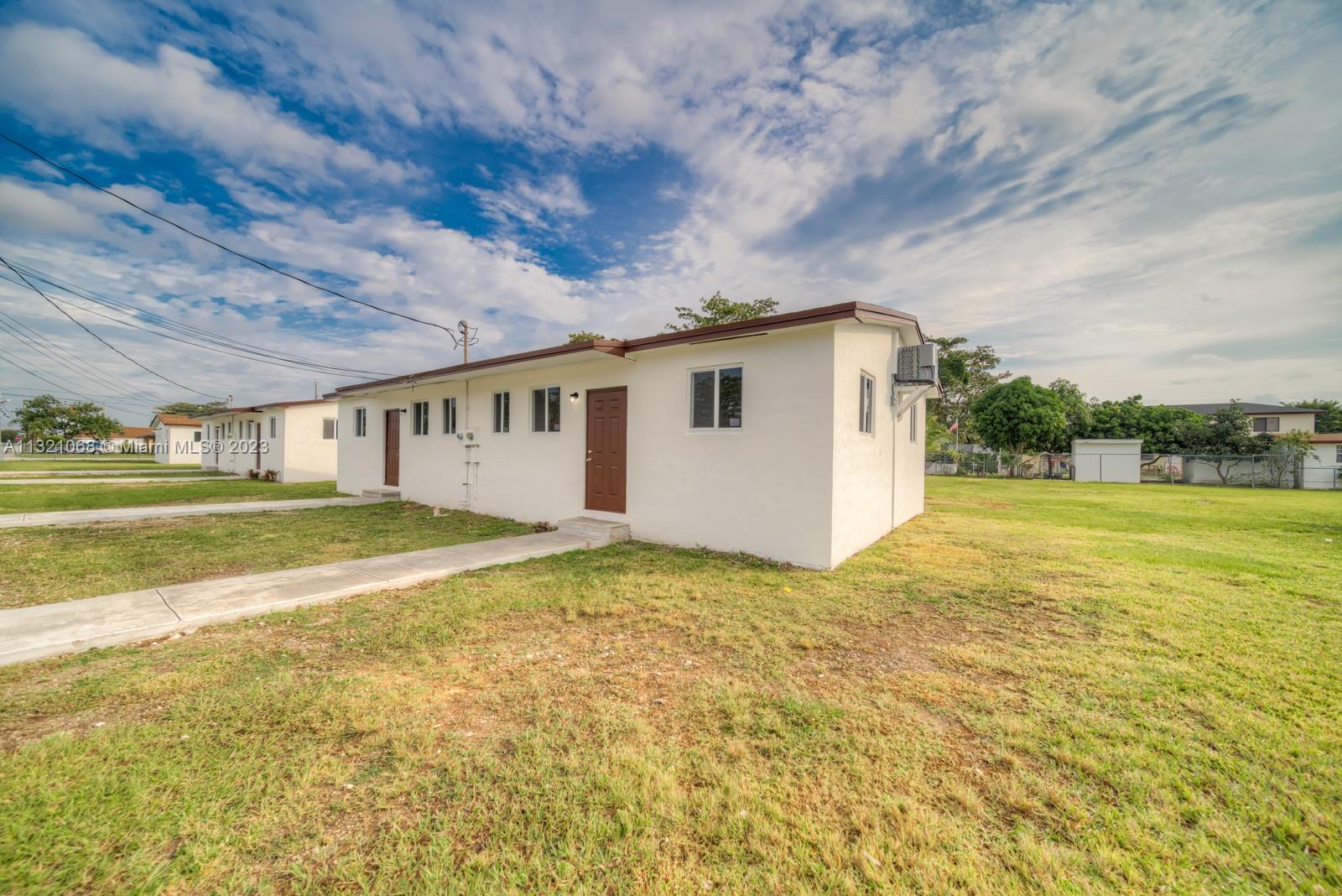 DIANE PARK SUB - Residential Lease