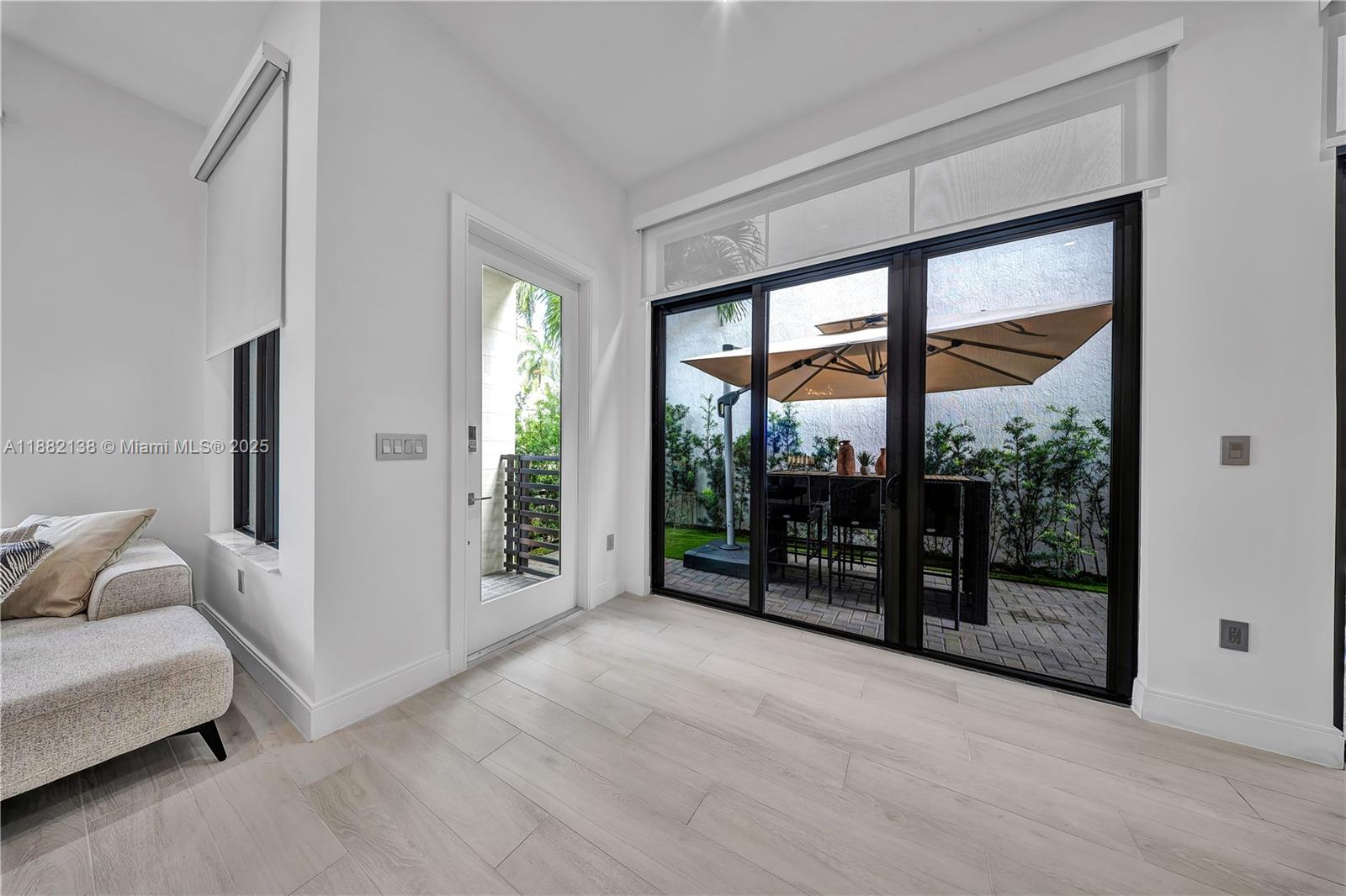 CANARIAS WEST - Residential