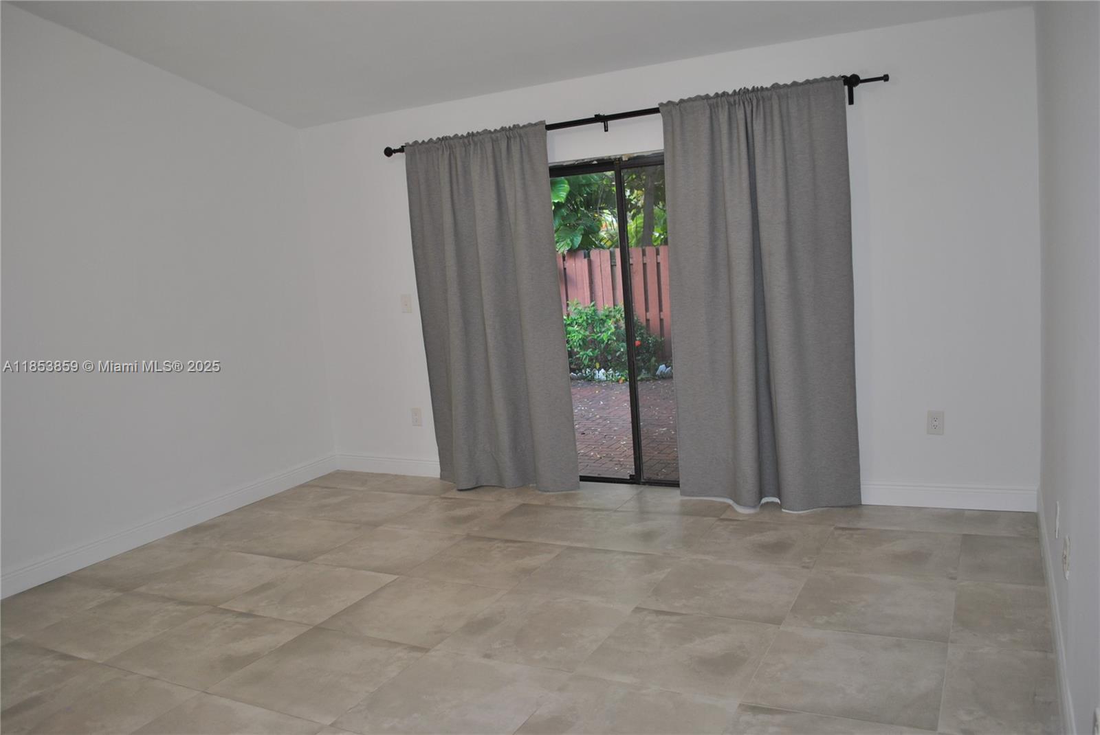 SANDPIPER AT CALIF CLUB C - Residential