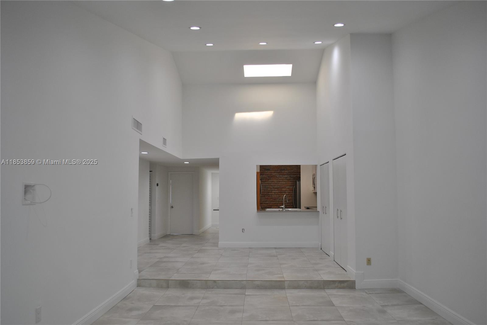 SANDPIPER AT CALIF CLUB C - Residential