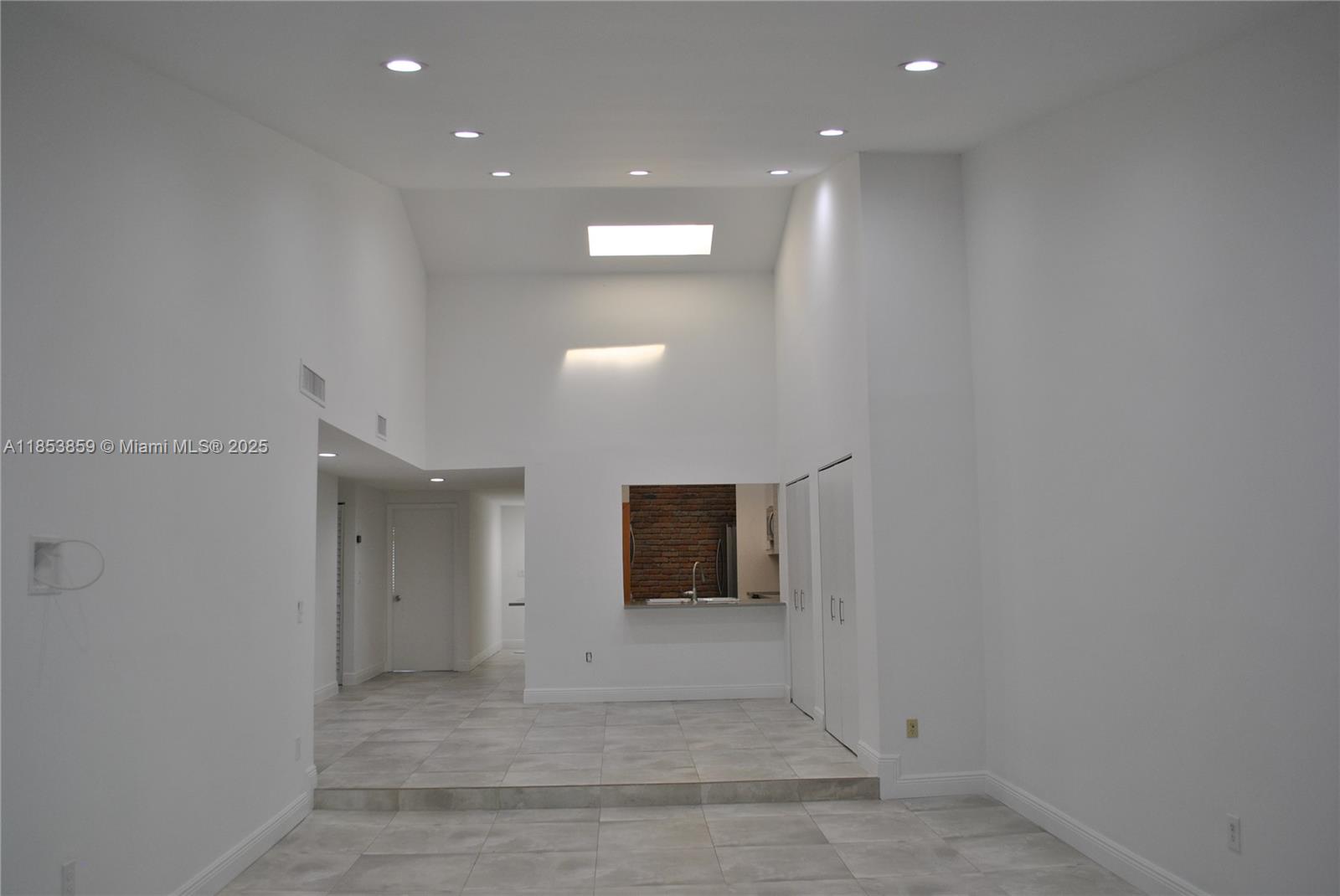 SANDPIPER AT CALIF CLUB C - Residential