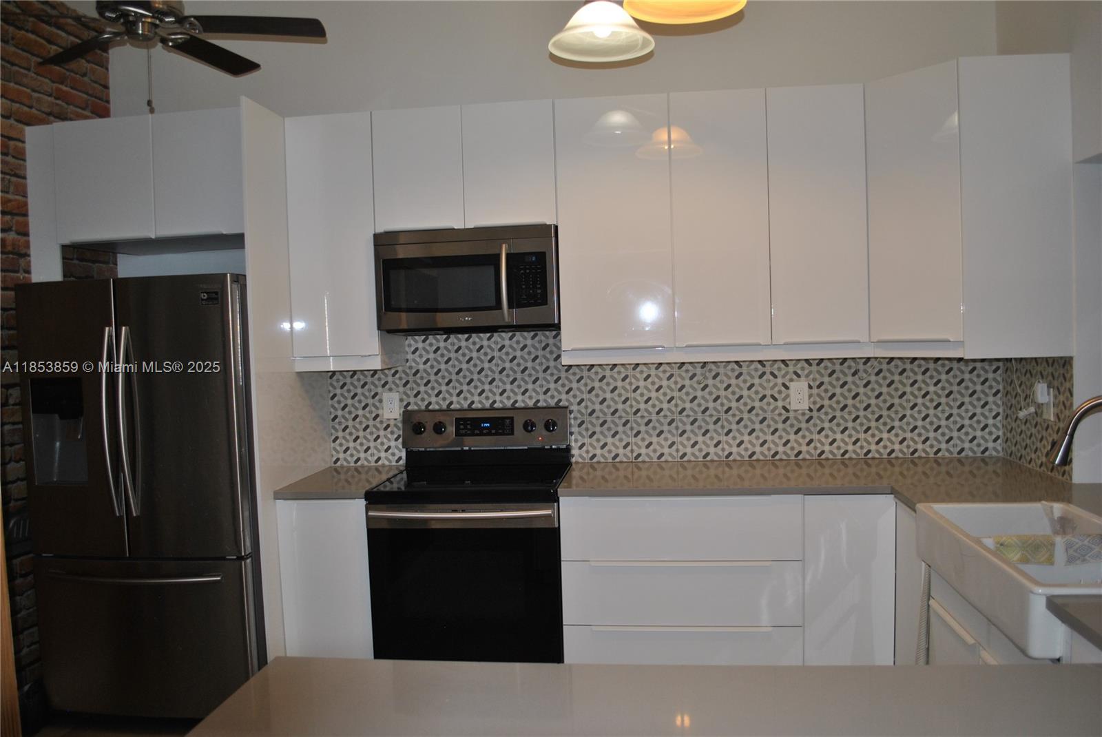 SANDPIPER AT CALIF CLUB C - Residential