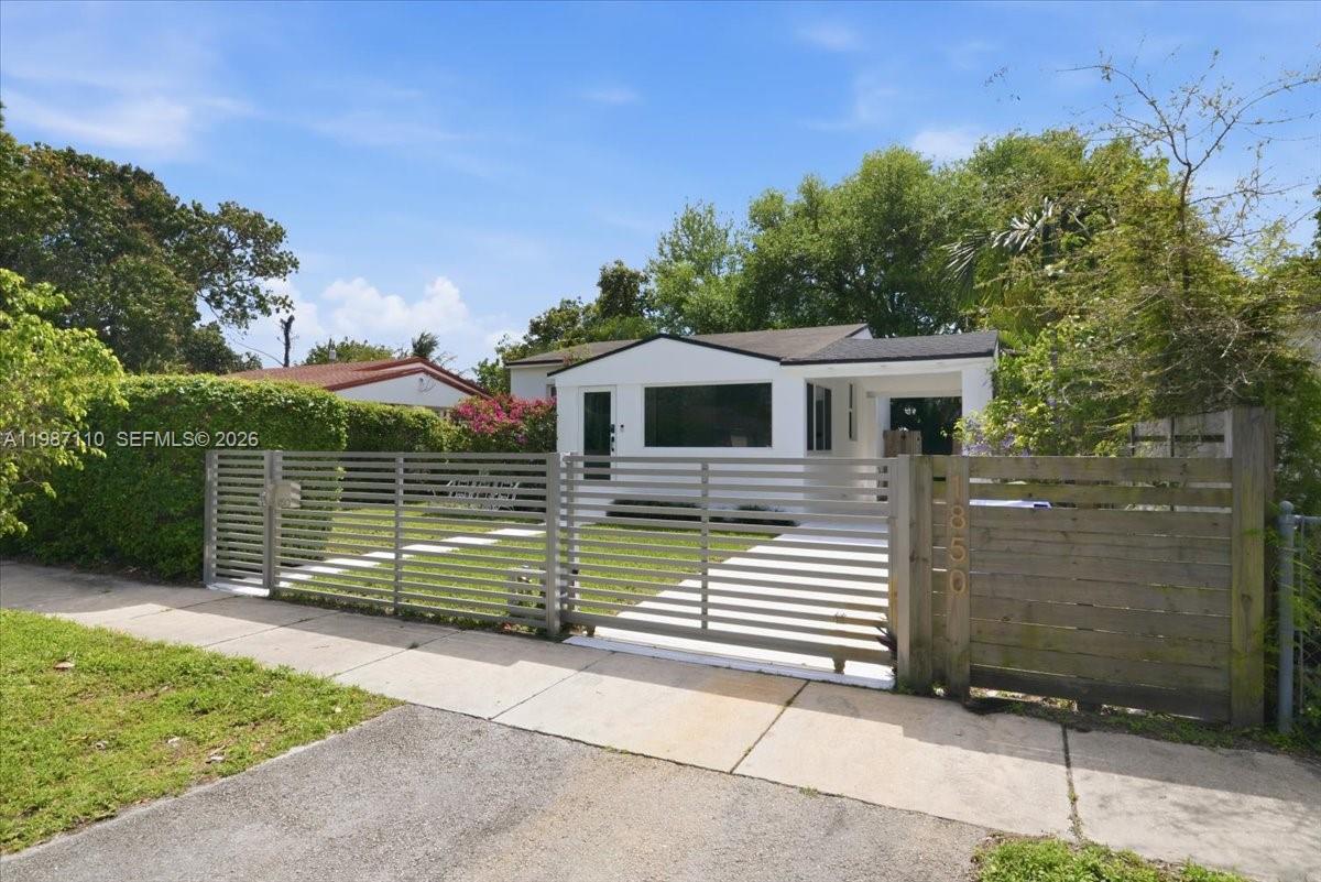 FLORAL PK 1ST AMD - Residential