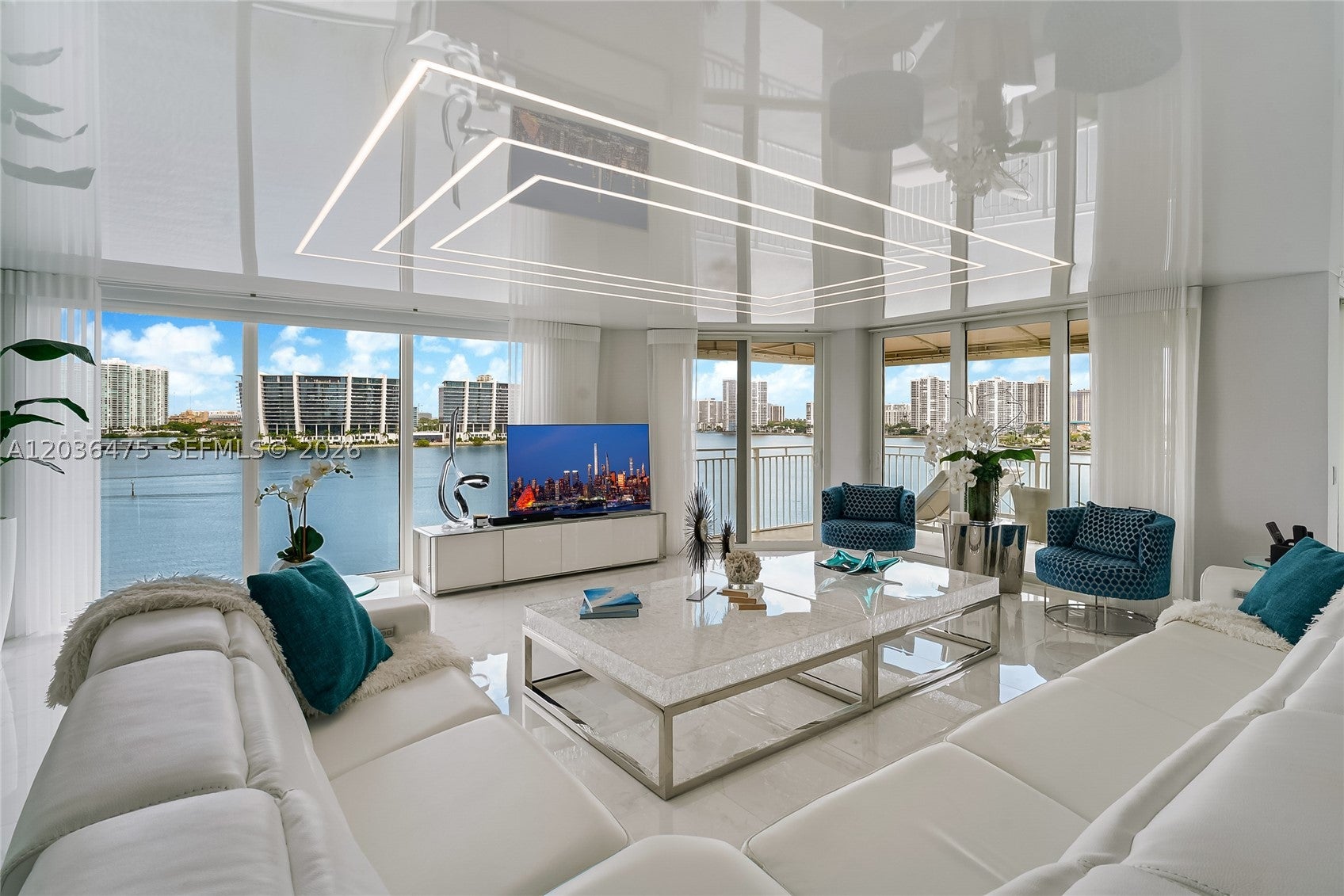 View photos, virtual tours, details... 18000 N Bay Rd 902