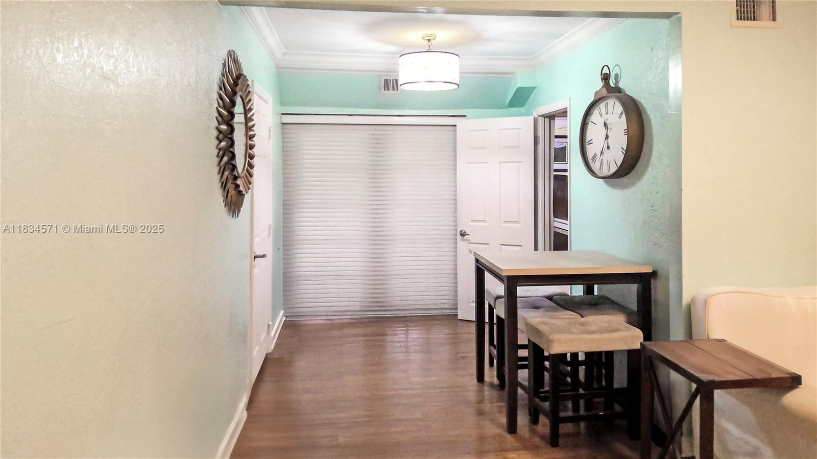 IRONS MANOR HIGH PINE ADD - Residential