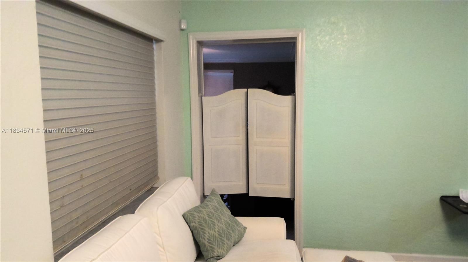 IRONS MANOR HIGH PINE ADD - Residential