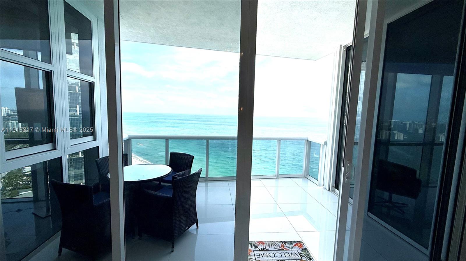 TRUMP ROYALE CONDO - Residential Lease