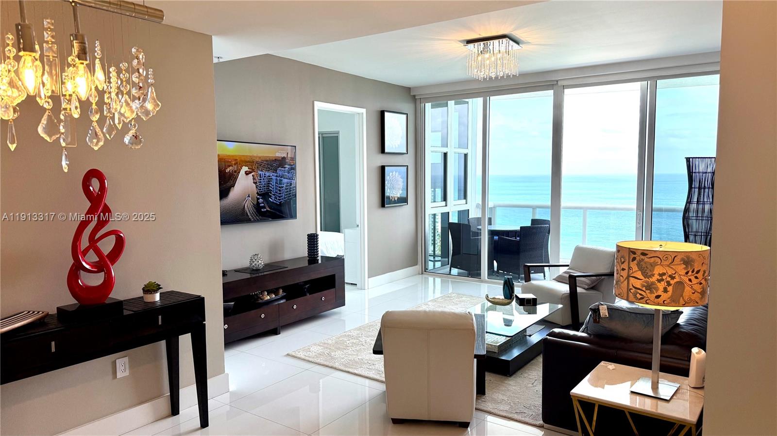 TRUMP ROYALE CONDO - Residential Lease