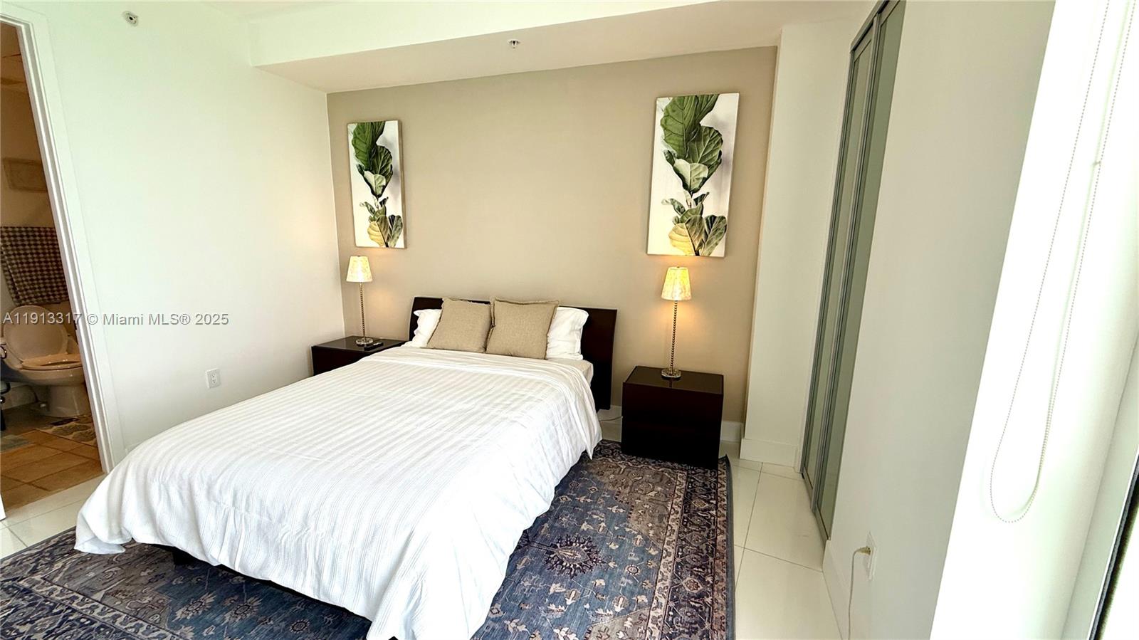 TRUMP ROYALE CONDO - Residential Lease