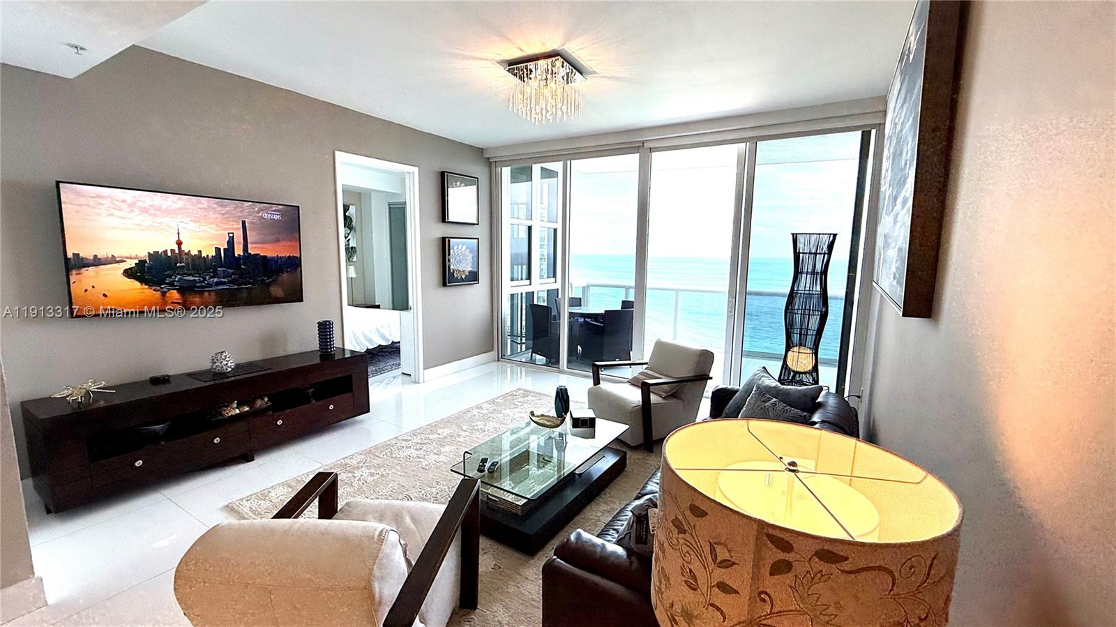 TRUMP ROYALE CONDO - Residential Lease