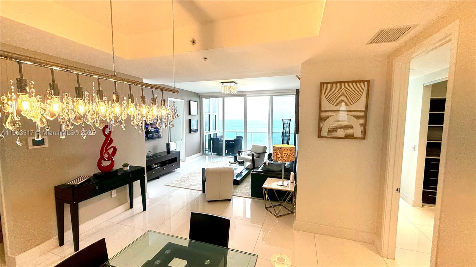 TRUMP ROYALE CONDO - Residential Lease