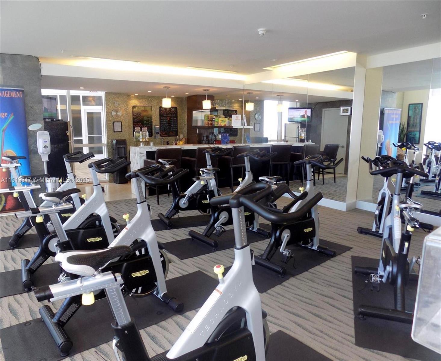 TRUMP ROYALE CONDO - Residential Lease