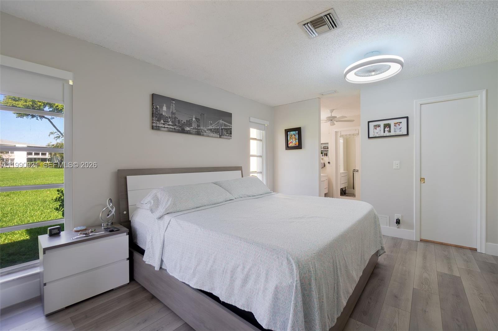 2400 Malayan Dr 94-D