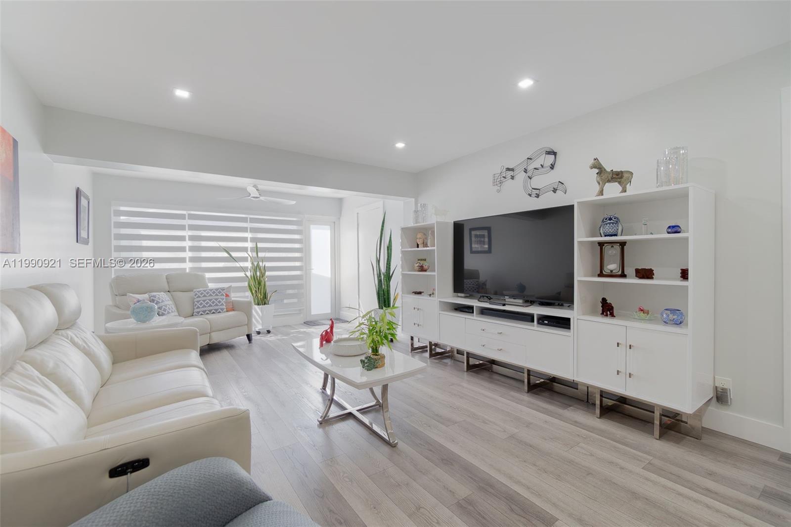 PINES OF DELRAY CONDO - Residential