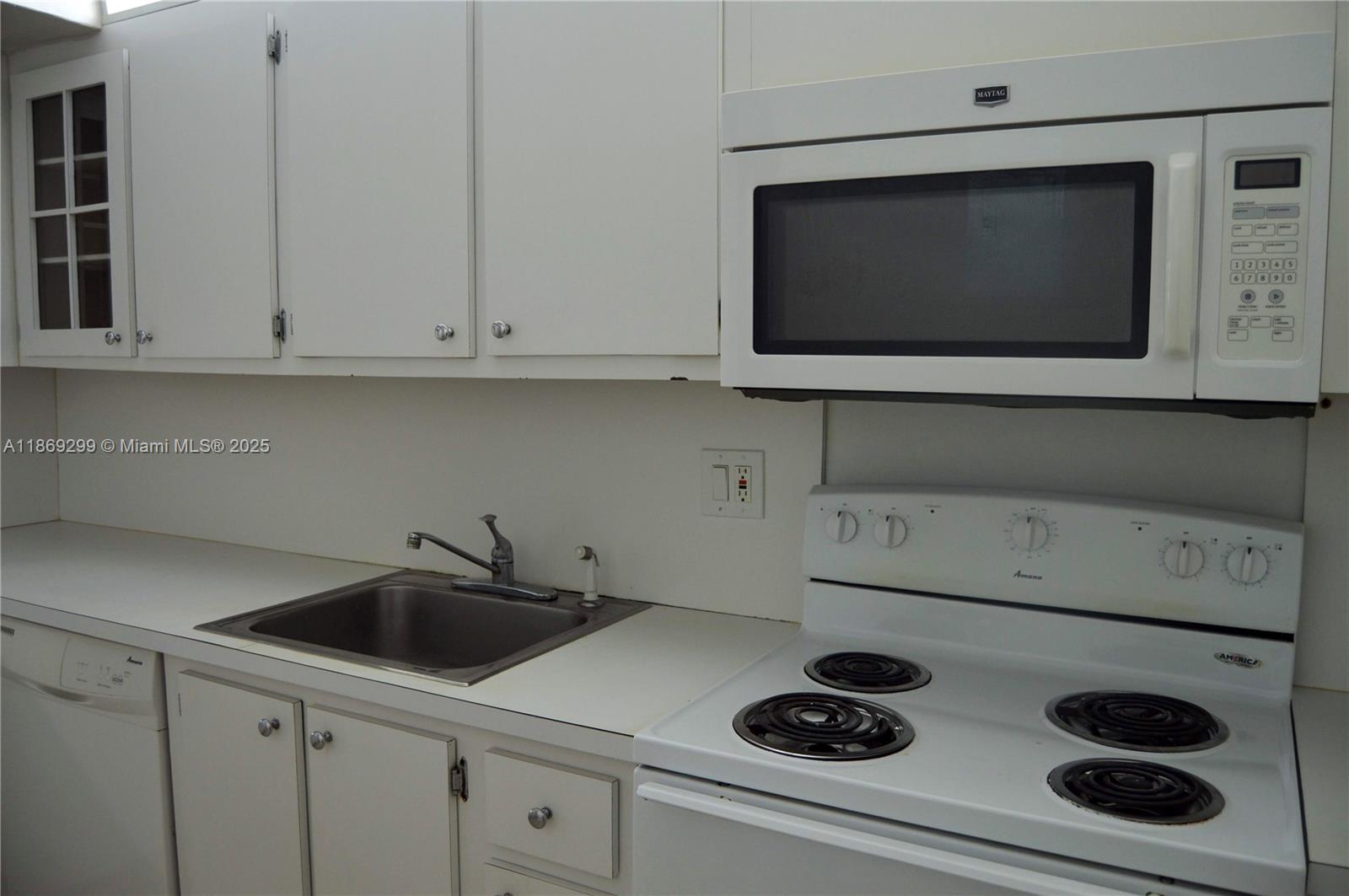 3490 Foxcroft Rd B212