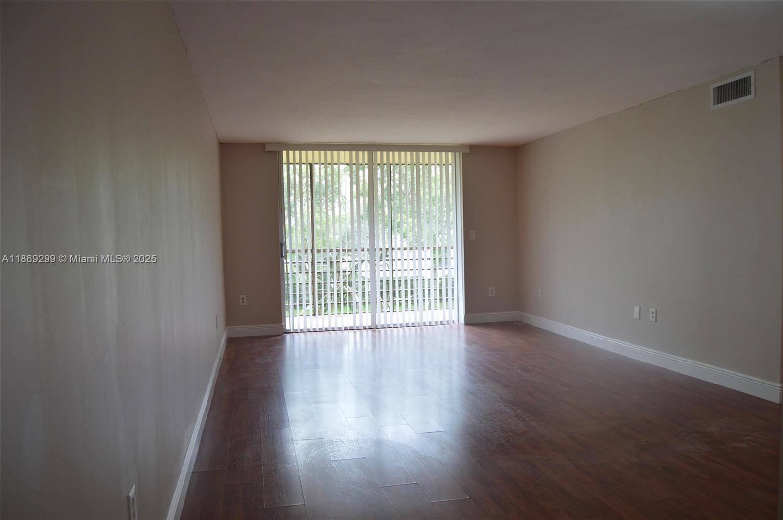 3490 Foxcroft Rd B212