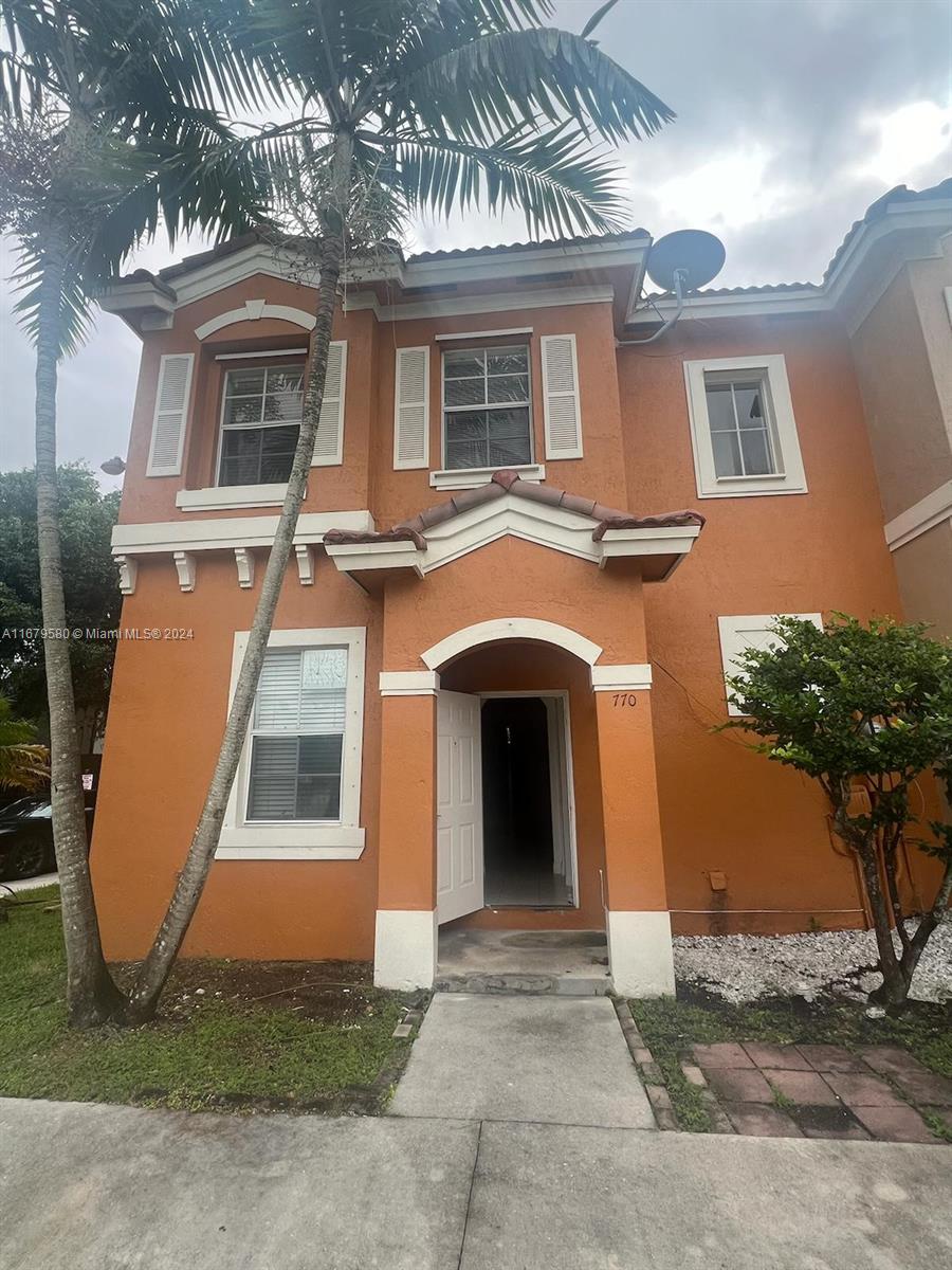 Rental Property at 770 Se 2nd St, Homestead, Miami-Dade County, Florida - Bedrooms: 4 
Bathrooms: 3  - $2,800 MO.